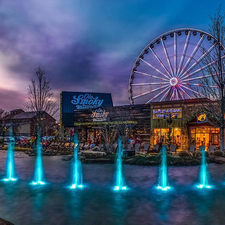 Hillbilly Highrise Villa Pigeon Forge Exterior foto